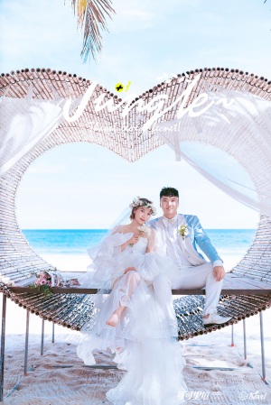 曹夫硕 田丽(呆呆岛)